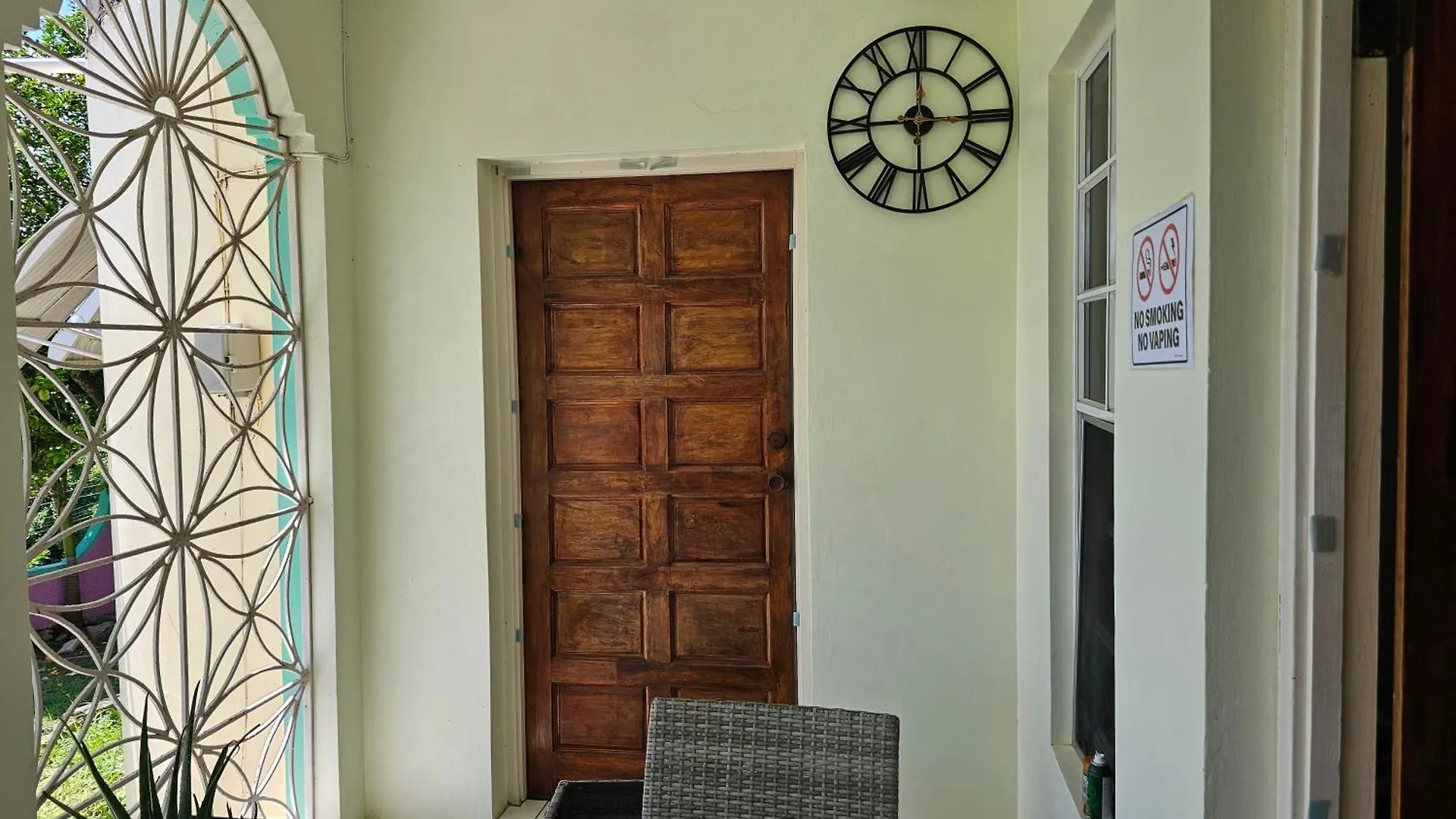 Pensión Jamaica Bnb Rentals Ltd Montego Bay Jamaica