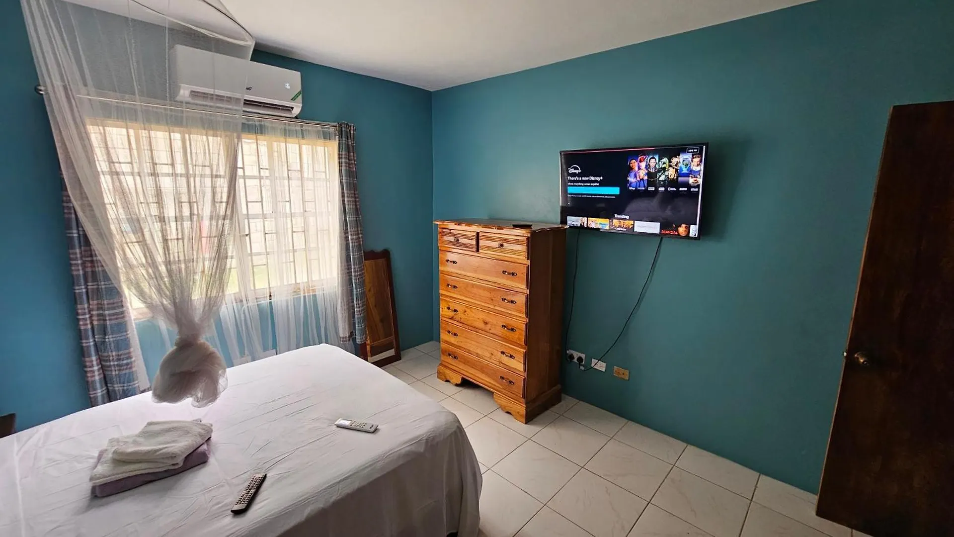 Pensión Jamaica Bnb Rentals Ltd Montego Bay Jamaica